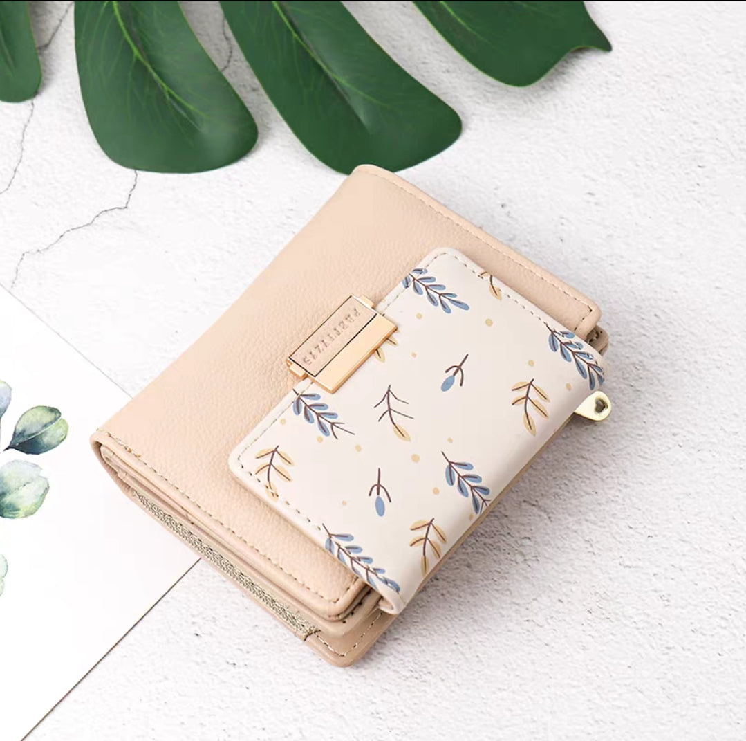 💫PRETTYZYS fresh small-leaf print color-block multifunctional wallet