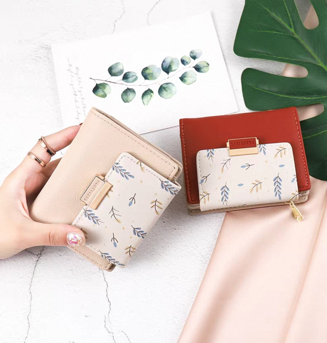 💫PRETTYZYS fresh small-leaf print color-block multifunctional wallet