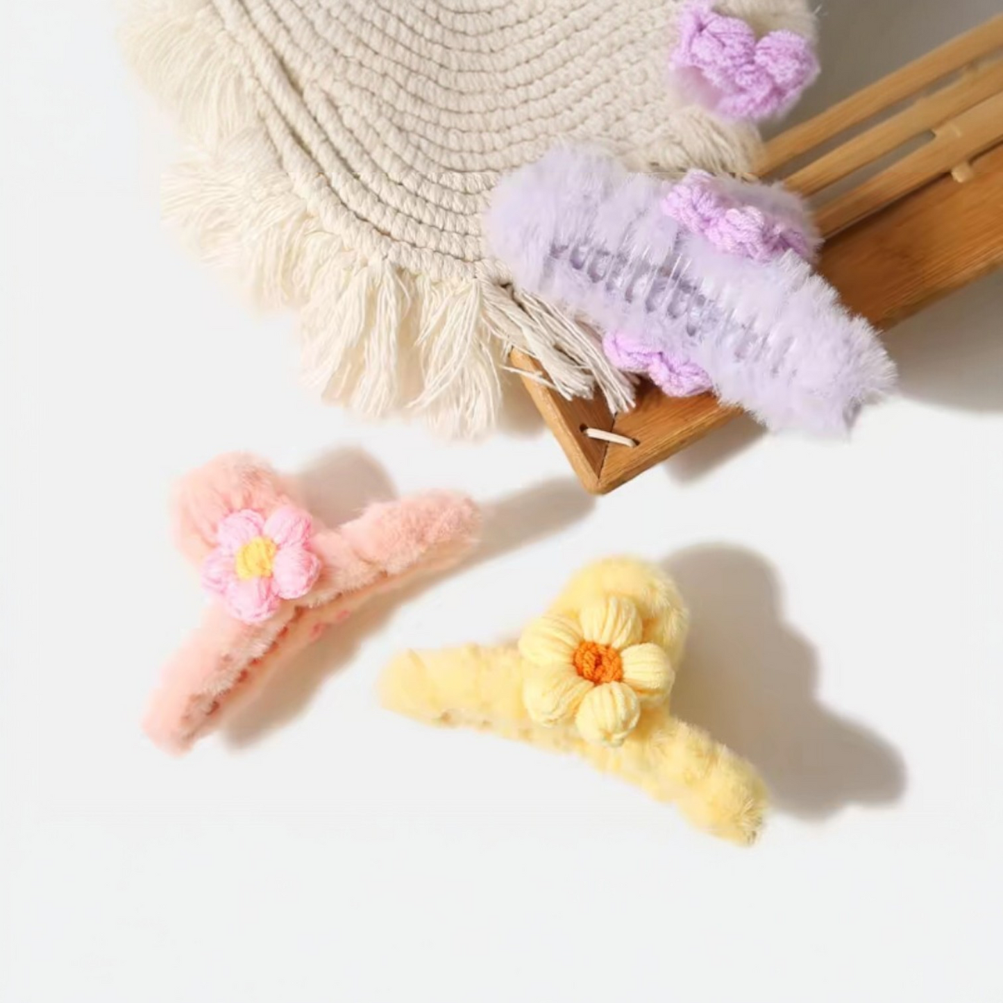 🌼 可愛花朵毛絨鯊魚夾｜療癒系抓夾